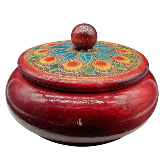 Hand Painted & Carved Red Wood Lacquered Lidded Bowl 3"H x 5"D - Picture 4 of 7
